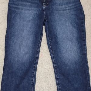 Lee Regular Fit Mid Rise Denim Capri Jeans Size 10 Stretch Classic Lee mid-rise